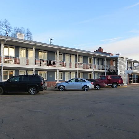 Midtown Western Inn - Kearney Bagian luar foto