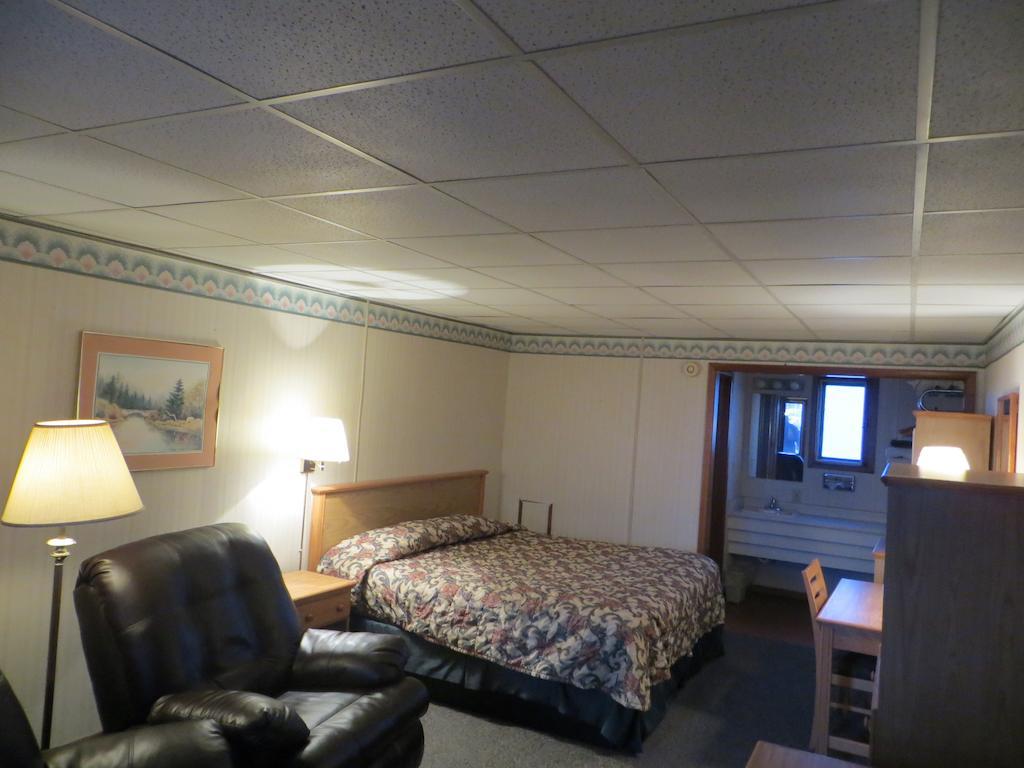Midtown Western Inn - Kearney Ruang foto