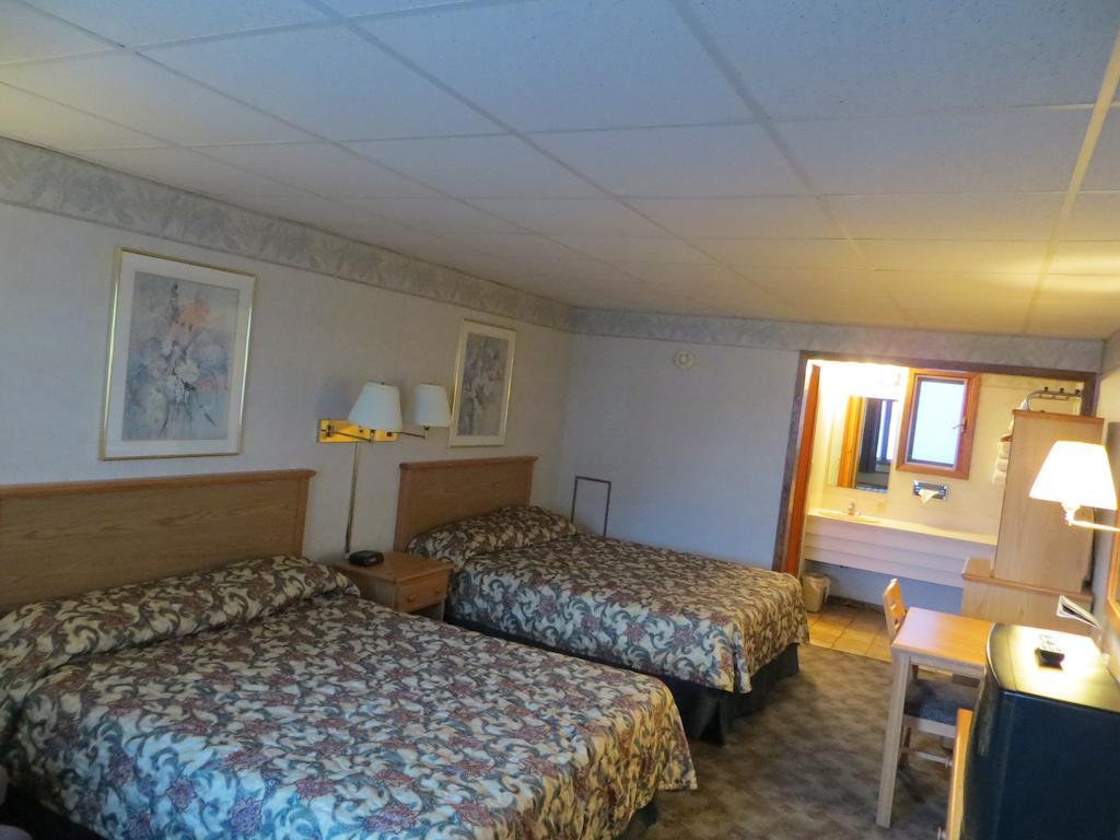 Midtown Western Inn - Kearney Ruang foto