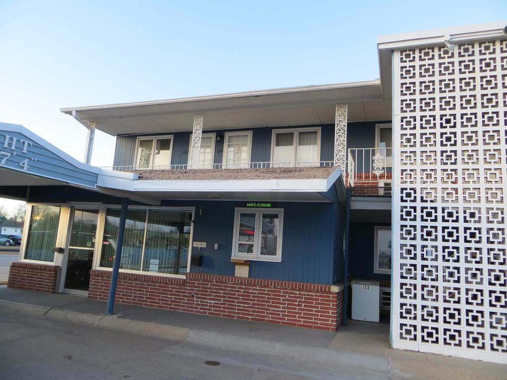 Midtown Western Inn - Kearney Bagian luar foto